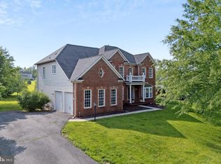 22405 Belle Terra Dr, Ashburn, VA 20148