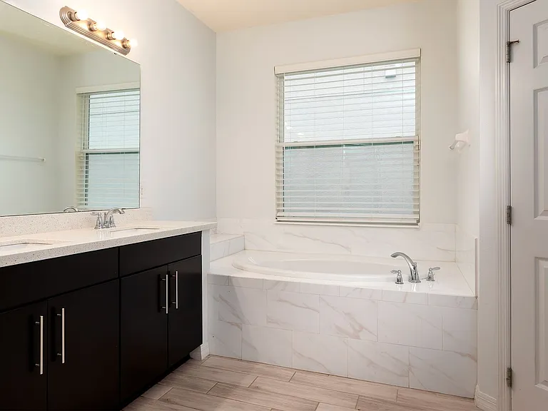 488 Rocky Grove Ln — Photo 15