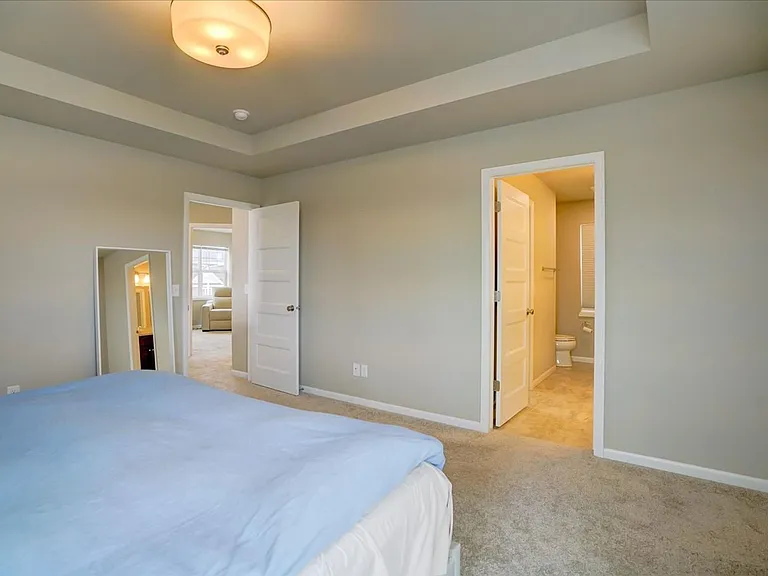 601 Tawny Elm Pkwy — Photo 24