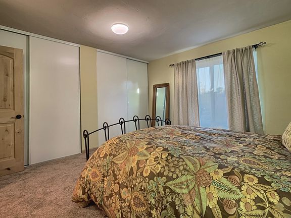 4th image of 1221 Green Garden Dr Unit 3