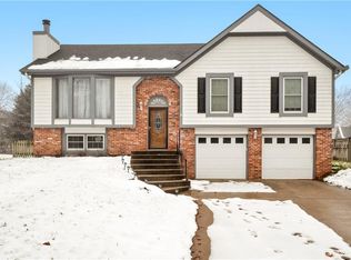 16113 W 125th Pl, Olathe, KS 66062