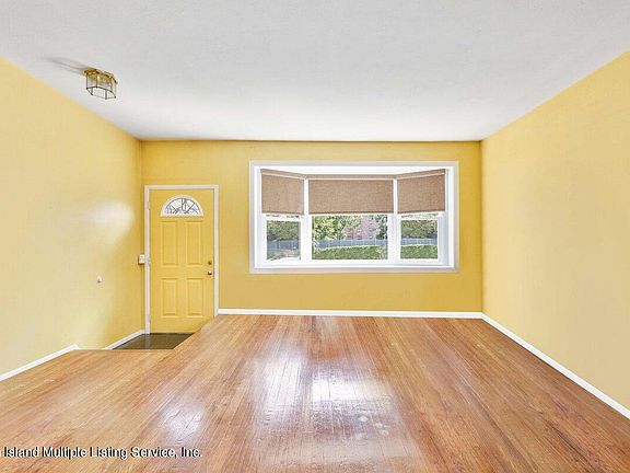 3rd image of 101 Midland Ave