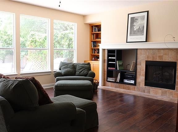 4th image of 106 San Mateo Ter