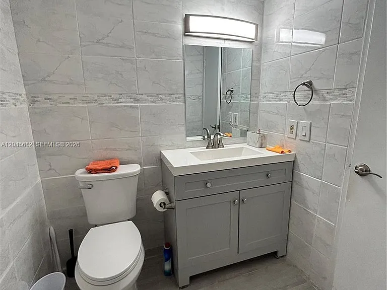 9421 Fontainebleau Blvd #202-35 — Photo 18
