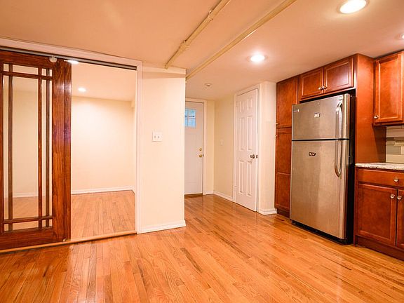 5th image of 680 E 40th St #1