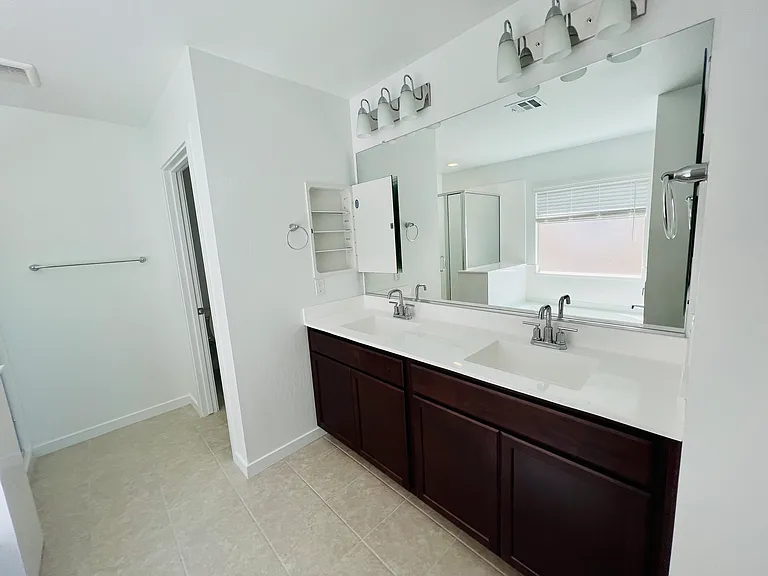 6038 W Hartford Ct — Photo 26