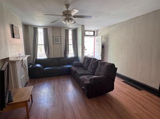 2010 W Oxford St, Philadelphia, PA 19121