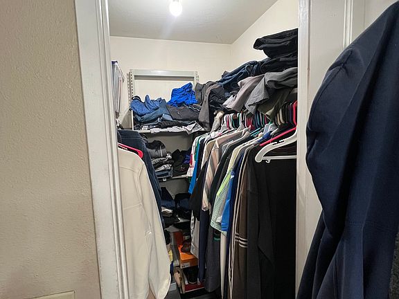5th image of 3260 Vernice Ave