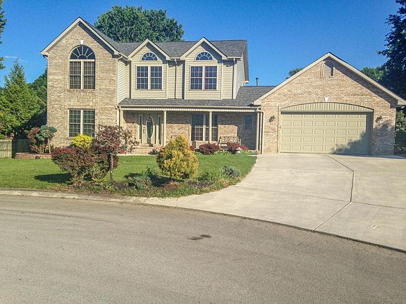 2nd image of 613 Essex Ct