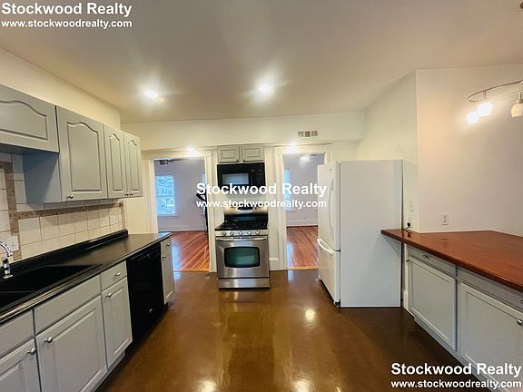 5th image of 1120 Washington St #2A