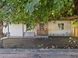 820 N Floral St, Visalia, CA 93291