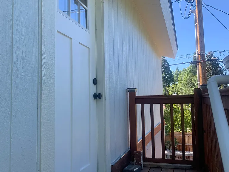 1640 Allen St #A — Photo 13