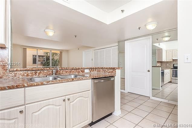 1st image of 2642 Collins Ave APT 209