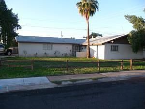2nd image of 6101 W Colter St