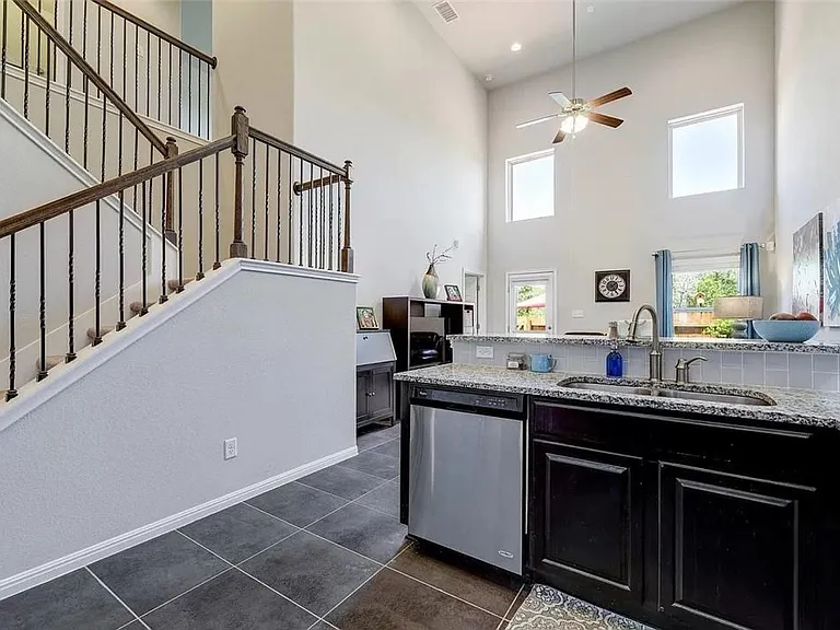 2304 S Lakeline Blvd #213 — Photo 9
