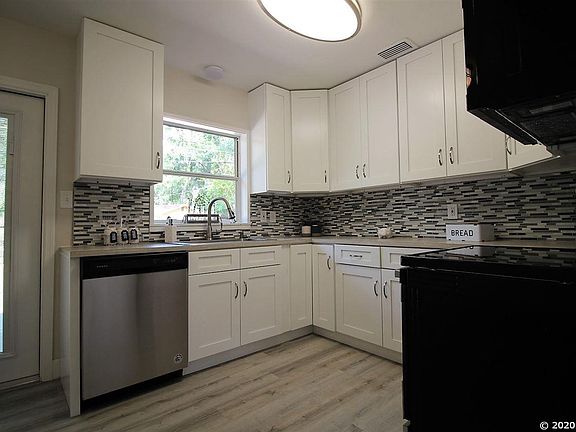 4th image of 4035 NW 20th Ter