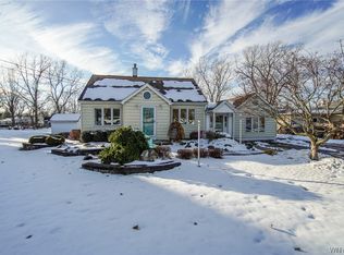 130 Winona Rd, Elma, NY 14059