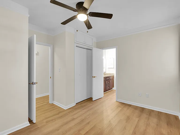 233 N Main St #405 — Photo 9