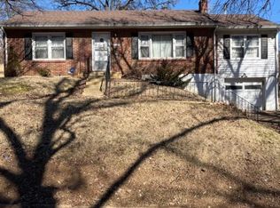 7107 Roland Blvd, Saint Louis, MO 63121