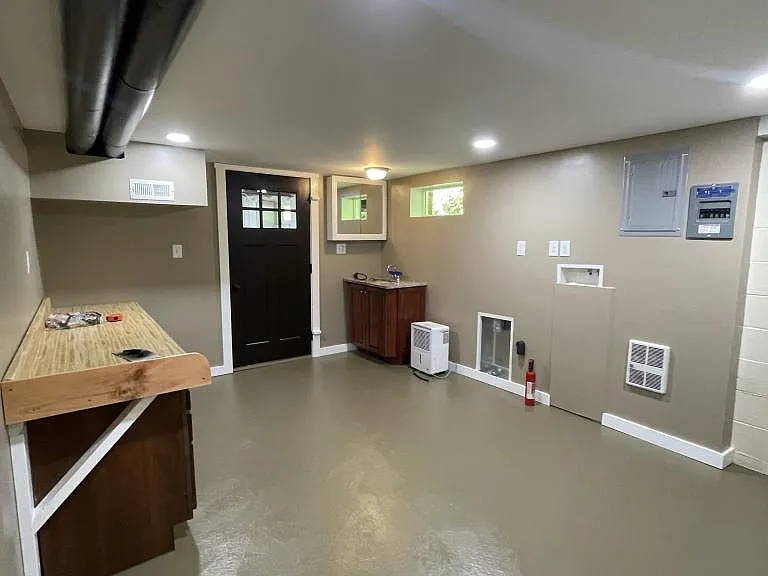 1031 Hudlin Gap Rd — Photo 15