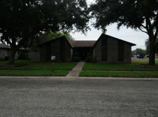 2013 Saint Charles Dr, Portland, TX 78374