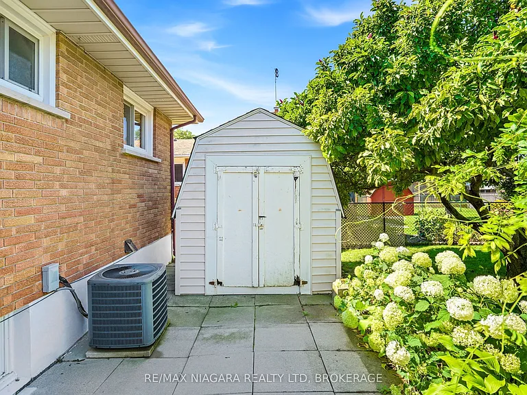 6521 Caledonia St — Photo 27