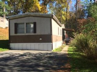 67 Penn Dr, Conestoga, PA 17516