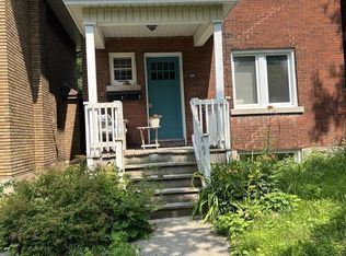 31 Irving Ave #1, Ottawa, ON K1Y1Z2