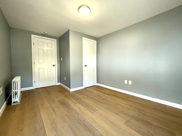 46-52 Main St #2-R — Photo 3