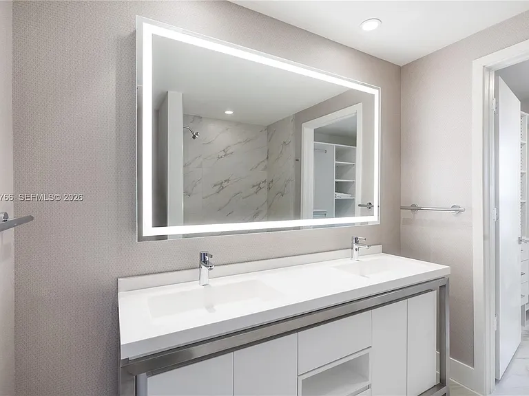 2000 Metropica Way #1810 — Photo 12