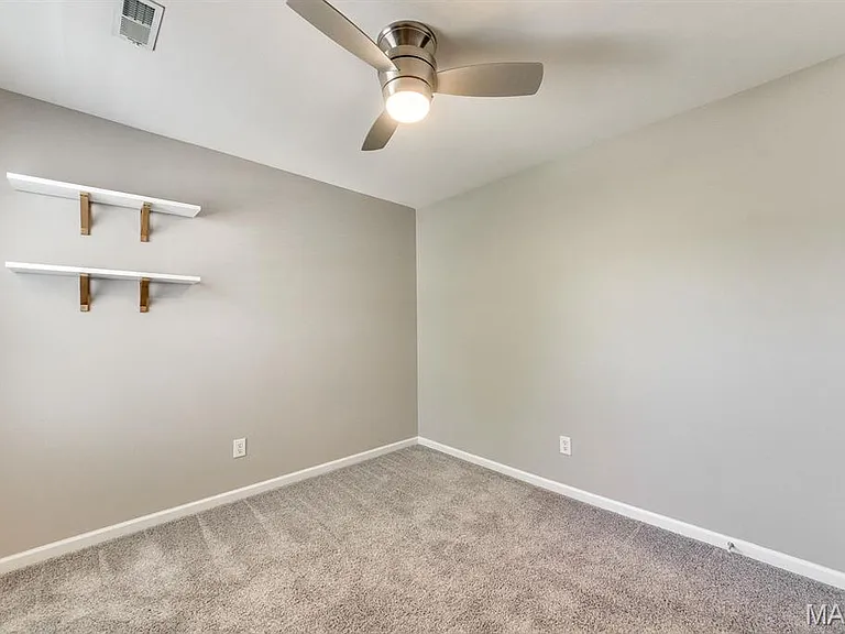 529 Parkgate Dr — Photo 27