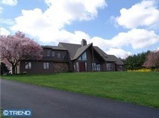 1720 Valley Ln, Chester Springs, PA 19425