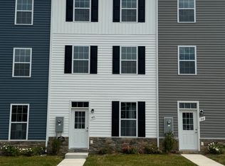 40 Snowdrop Ct, Kearneysville, WV 25430