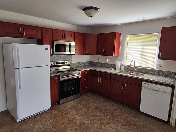 New kitchen cabinets (slow close) and new granite countertop.