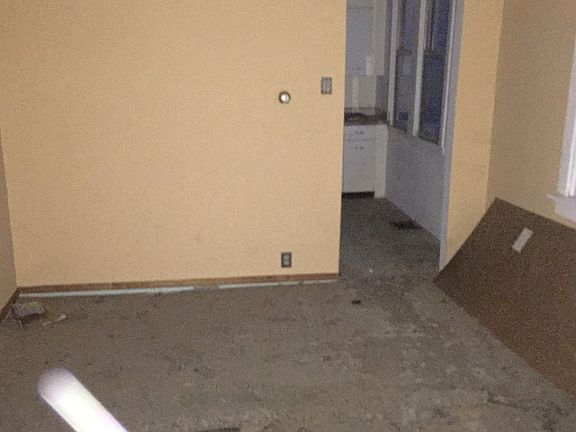 3rd image of 5443 Hodiamont Ave