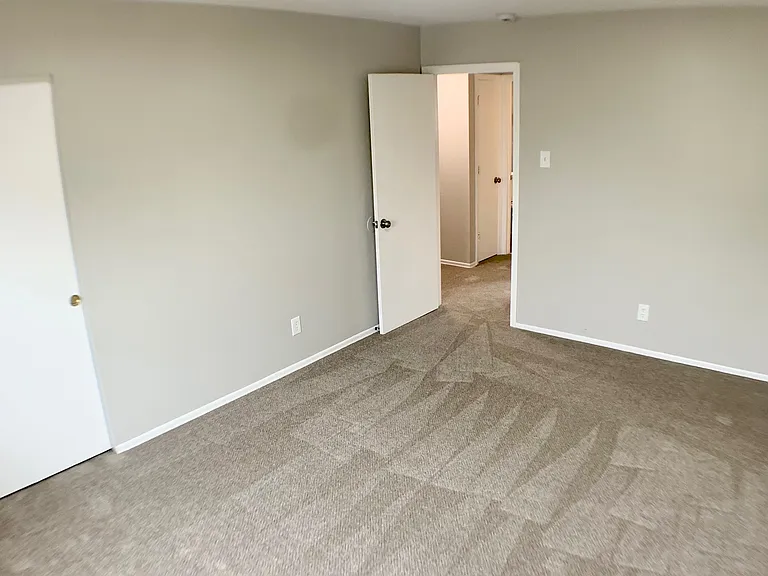 321 Park Ln #321 — Photo 15