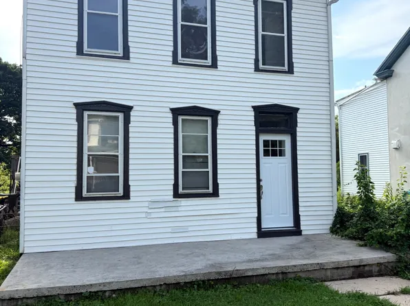 981 Gravel Pike Unit B, Palm, PA 18070