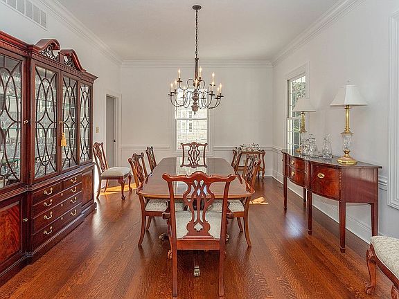 4th image of 5176 Upperwood Ct