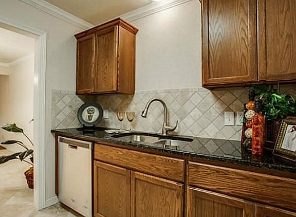 2nd image of 4211 Newton Ave APT 114