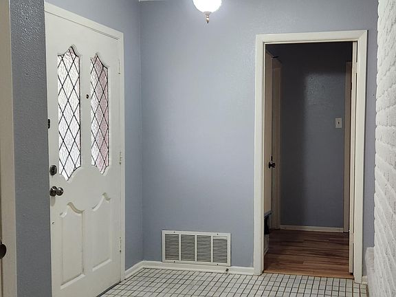 4th image of 14007 Red Clover St