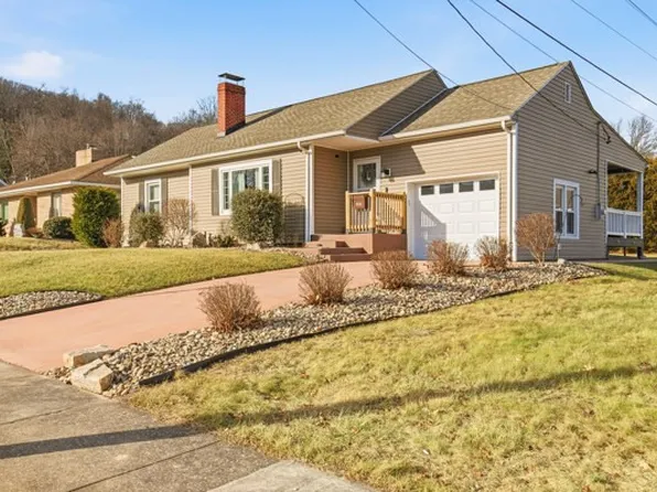 128 Barclay St, Bedford, PA 15522