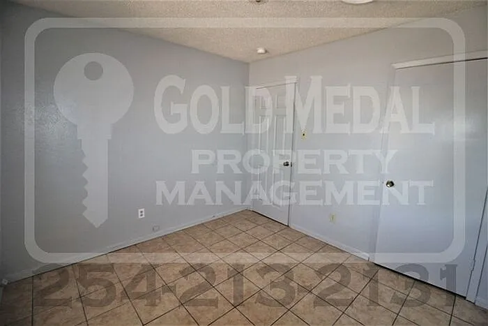 708 W Washington Ave — Photo 16