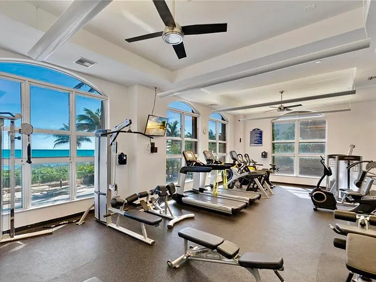 2080 S Ocean Dr #8 — Photo 40