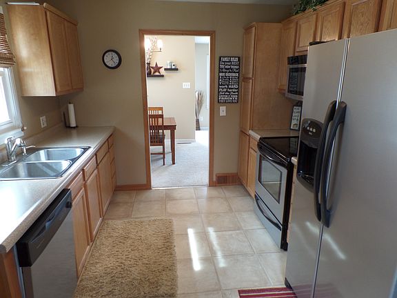 4th image of 3408 Pierce St