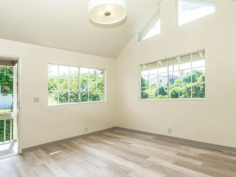 La'ilani Apartments — Photo 10