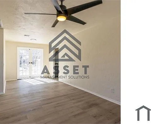 422 E Northrup Dr — Photo 14