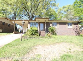 1557 Carol Cir, Midfield, AL 35228