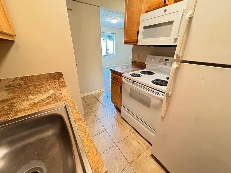 1520 D St #7 — Photo 5