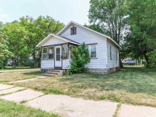 141 15TH AVENUE SOUTH, Wisconsin Rapids, WI 54495