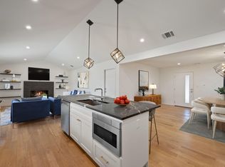 2111 Teakwood Dr, Austin, TX 78757